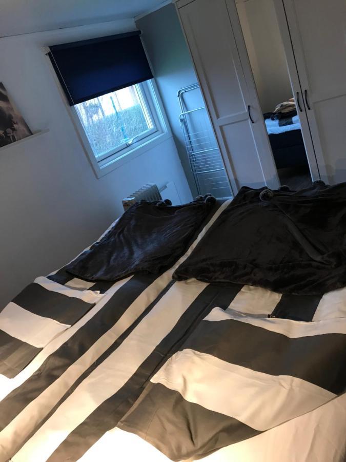 Stuga Naera Havet Och Centrum Halmstad Exteriér fotografie